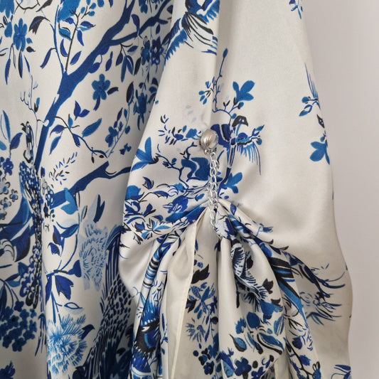 Handmade Boho-style multi-wear kaftan with a champagne robe and with a blue border, made from a soft cotton-polyester blend